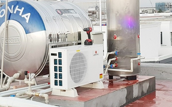 Tại sao cần lắp máy nước nóng tổng cho bệnh viện?